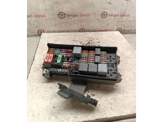 Блок предохранителей A1645400272, 15454741 Mercedes-Benz R W251
