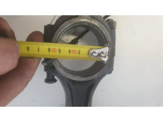 Píst j580020 Mitsubishi Pajero pro naftový motor 2.5