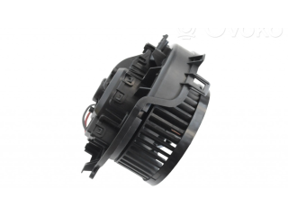 Вентилятор печки    5WC819021A   Volkswagen Golf VIII