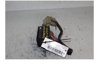 Блок предохранителей Daihatsu Feroza