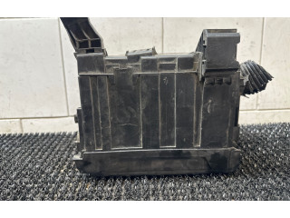   Pojistková skříňka    Infiniti QX60 L50 2014