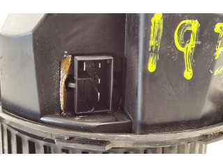 Вентилятор печки    1K1820015C, F983228M   Audi A3 S3 8P