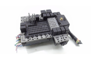 Блок предохранителей 8645170, 8645170 Volvo S80