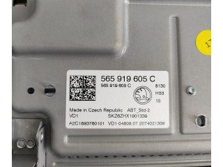 Дисплей 565919605C Skoda Karoq