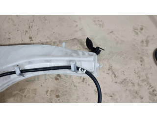 Бачок оконной жидкости    