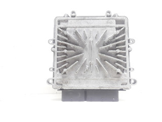 Блок управления двигателя P31303388   Volvo V70