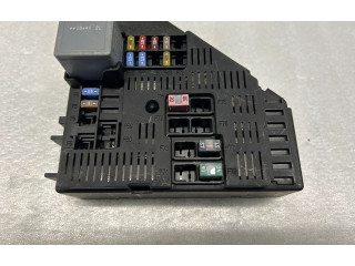 Блок предохранителей 31473984   Volvo XC90    