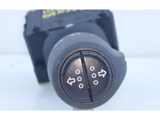 Ручка стеклоочистителей 255674581R Renault Captur