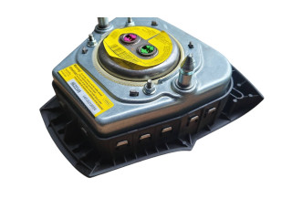 Подушка безопасности водителя 8623349   Volvo C30