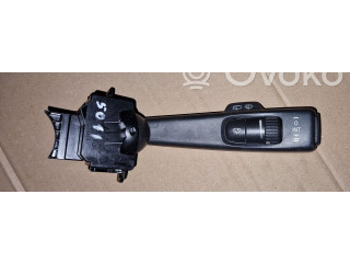 Ручка стеклоочистителей    Volvo V50