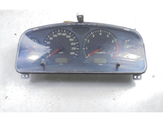 Přístrojová deska Toyota Avensis T220 1999 83800-05230, 83800-05230