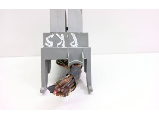 Блок предохранителей 93363145   Opel Meriva A    