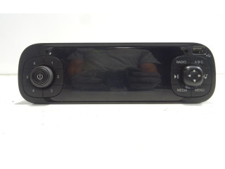 Радио/ проигрыватель CD/DVD / навигация 735716641   Fiat Panda III