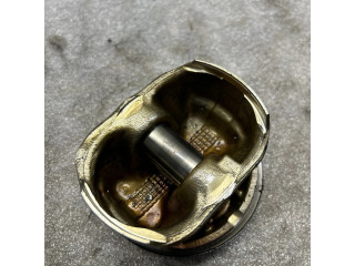 Píst Chevrolet Captiva pro benzínový motor 2.4