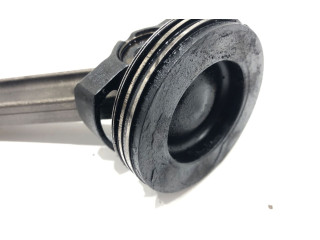  Поршень с шатуном  K9K646  Renault Clio IV  