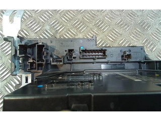 Pojistková skříňka 2129009522, 2129009522 Mercedes-Benz E AMG W212 2014