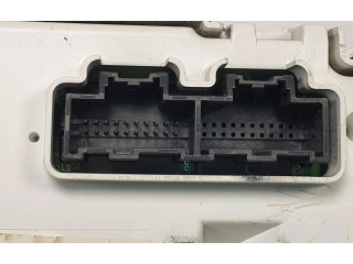 Панель приборов 05172536AA Dodge Nitro