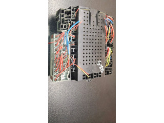 Блок предохранителей  08696040, 08696098   Volvo XC90    