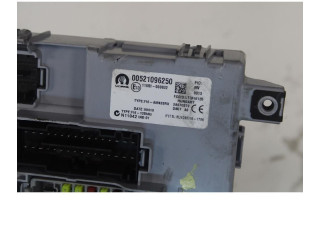 Pojistková skříňka 00521096250 Fiat Panda III 2014