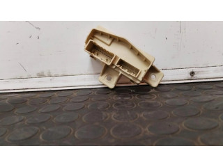 Блок предохранителей 91940-j7010   KIA Ceed    