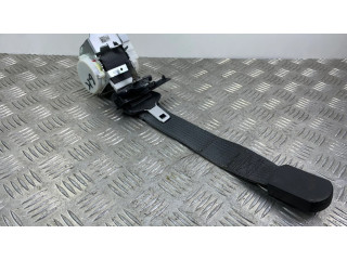 Задний ремень безопасности