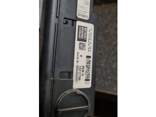 Блок предохранителей 8676391 Volvo XC90