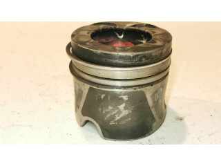 Píst A6510301117, 101950160411X Mercedes-Benz Sprinter W906 pro naftový motor 2.1