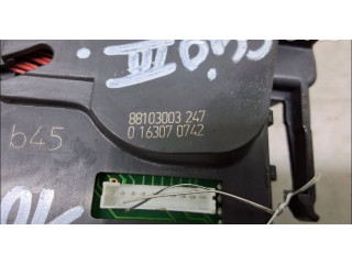Ручка стеклоочистителей 8201590631   Renault Clio III