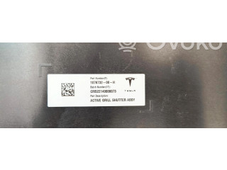 Комплект радиатора 1076732-00-H Tesla Model 3