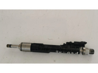 Vstřikovač 7645956   BMW 5 F10 F11  pro benzínový motor 4.4  