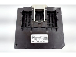 Блок комфорта 5Q0937086AK Skoda Octavia Mk3 (5E)