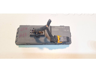 Блок управления центрального замка    5Q0959107J   Skoda Superb B8 (3V)