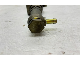 Топливная рампа 8658252   Volvo V70  