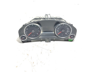 Přístrojová deska Volkswagen Touareg II 2010 7P6920980, 0263677012