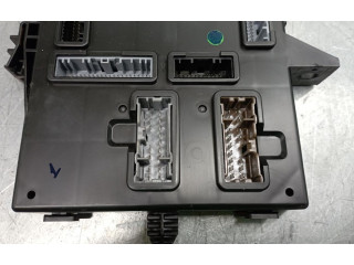 Блок комфорта 284B18138R, F8A01173   Dacia Sandero   