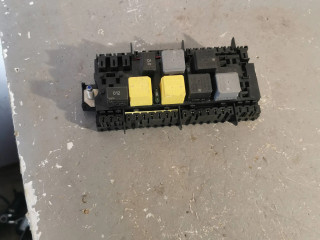 Pojistková skříňka A1669068201 Mercedes-Benz GLE (W166 - C292) 2017