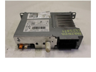 Радио/ проигрыватель CD/DVD / навигация 9818777680   Peugeot Partner III      