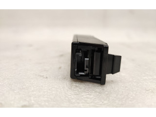 Блок управления 32319770   Volvo S90, V90