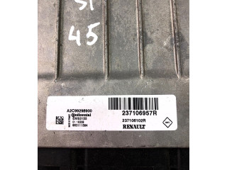 Řídící jednotka 237106957R   Renault Captur 2015