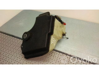 Бачок оконной жидкости