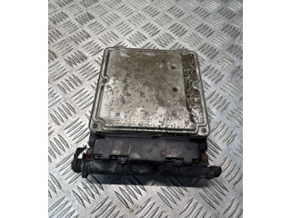 Řídící jednotka 03L906022HM Volkswagen Tiguan 2010