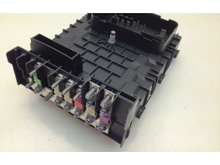 Блок предохранителей  1K0937125A   Volkswagen Golf Plus    