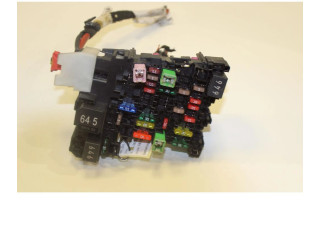 Блок предохранителей 5Q0937615C Skoda Octavia Mk3 (5E)