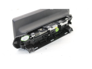 Дисплей    9841452080   Peugeot 2008 II