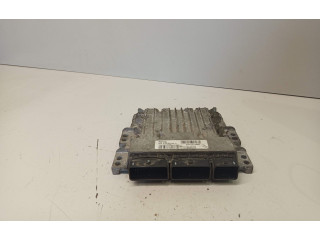 Блок управления двигателя 237101496R, 237100764R Dacia Duster