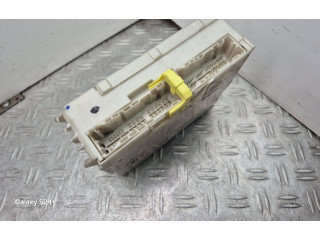 Pojistková skříňka 8273030B61, 703290009 Lexus GS 300 350 430 450H 2008