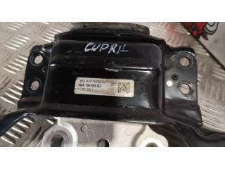 Подушка двигателя