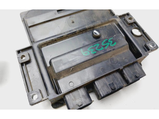 Рулевая рейка  Блок управления двигателем ECU 8200513076   Renault Clio II 2001 - 2005 года