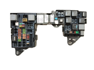 Pojistková skříňka Řídící jednotka BSM 8X2T14290KD Jaguar XF X250 2009