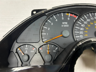 Přístrojová deska Pontiac Firebird 1998 16232042